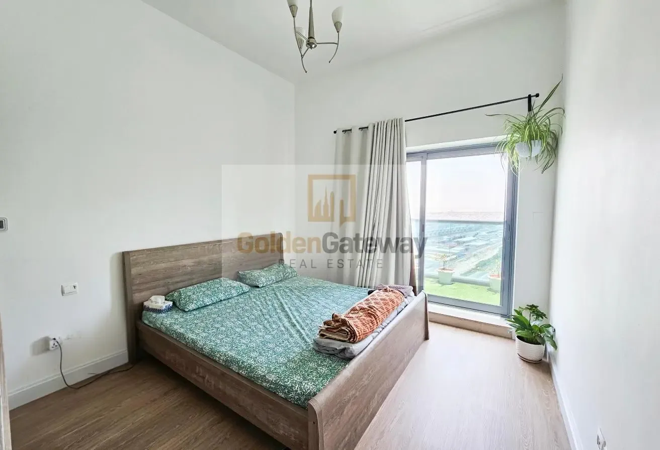VACANT ON TRANSFER | UPGRADED | GOLF COURSE VIEW |