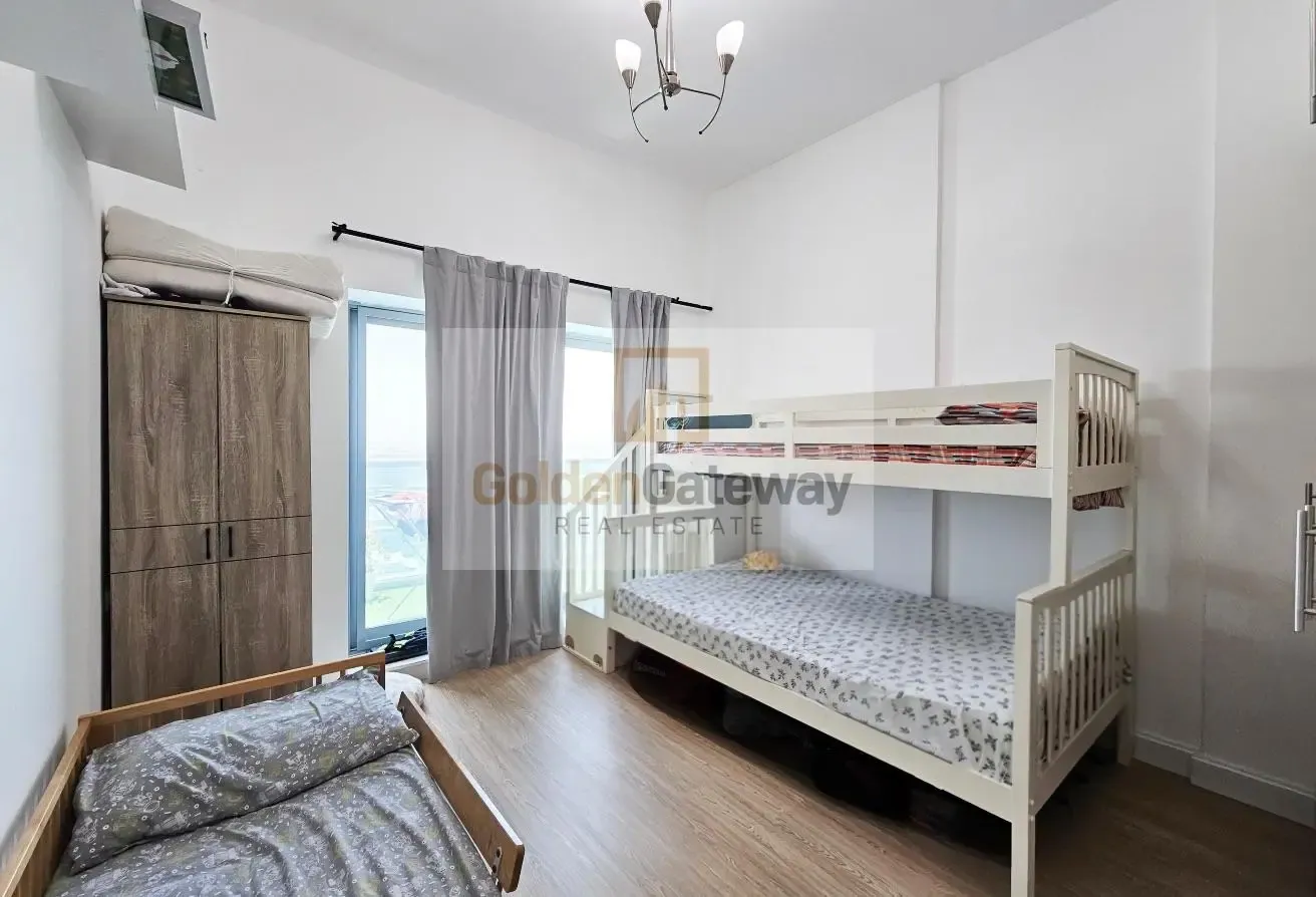 VACANT ON TRANSFER | UPGRADED | GOLF COURSE VIEW |