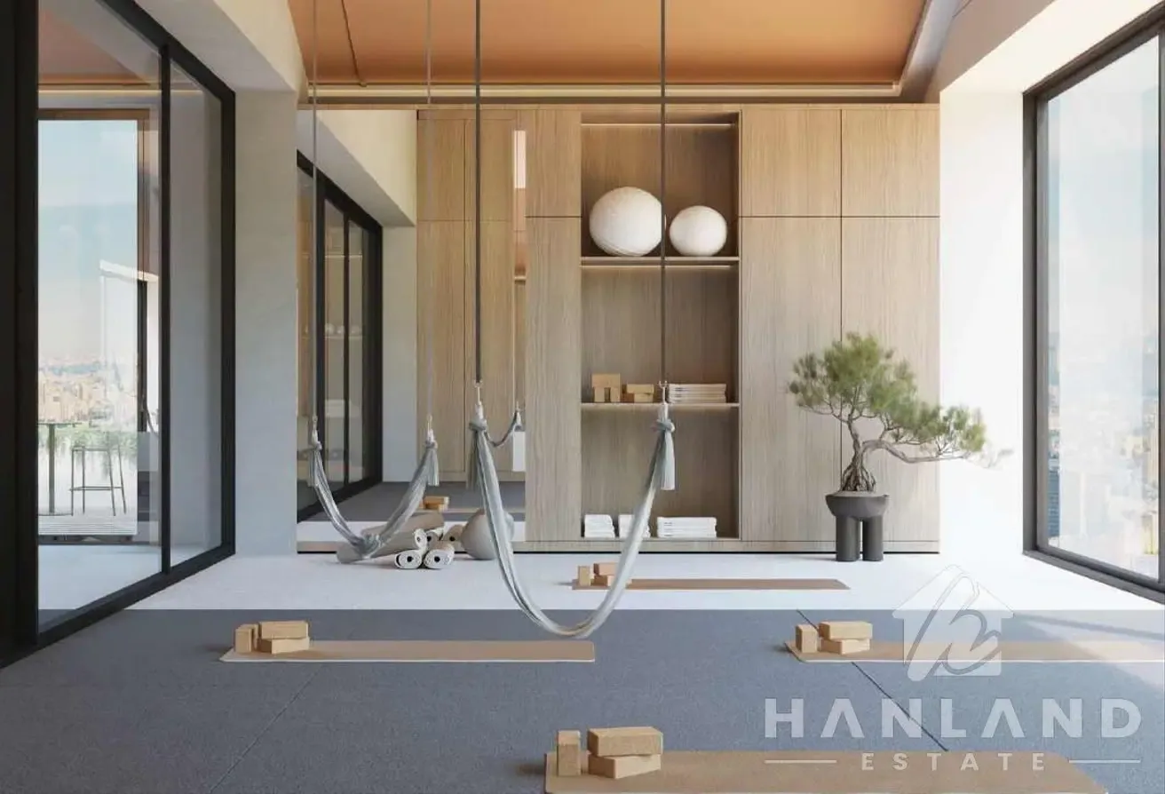 High Floor | Investor Deal | Q2 2028