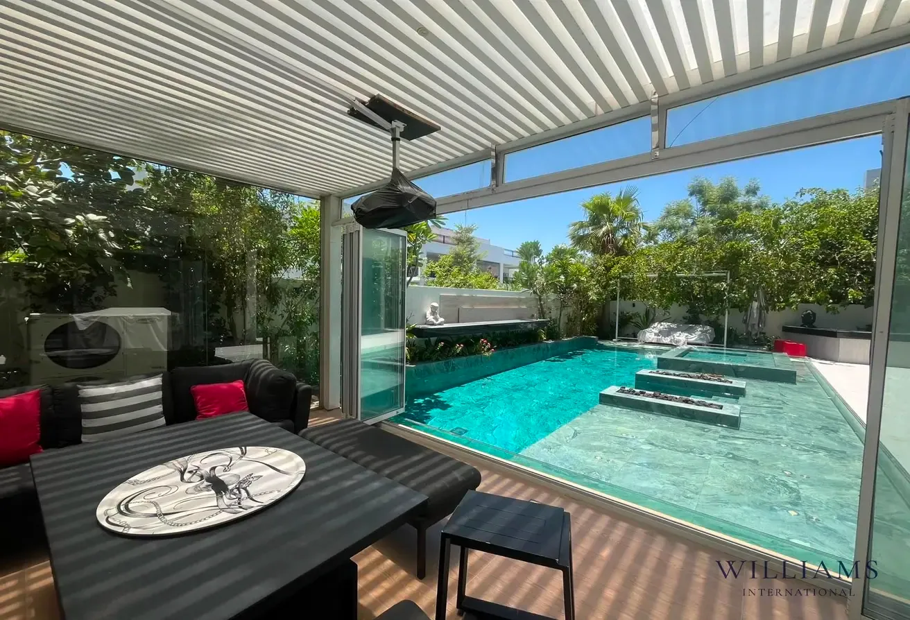 Luxury Custom-Built 6-Bedroom Villa | Private Pool