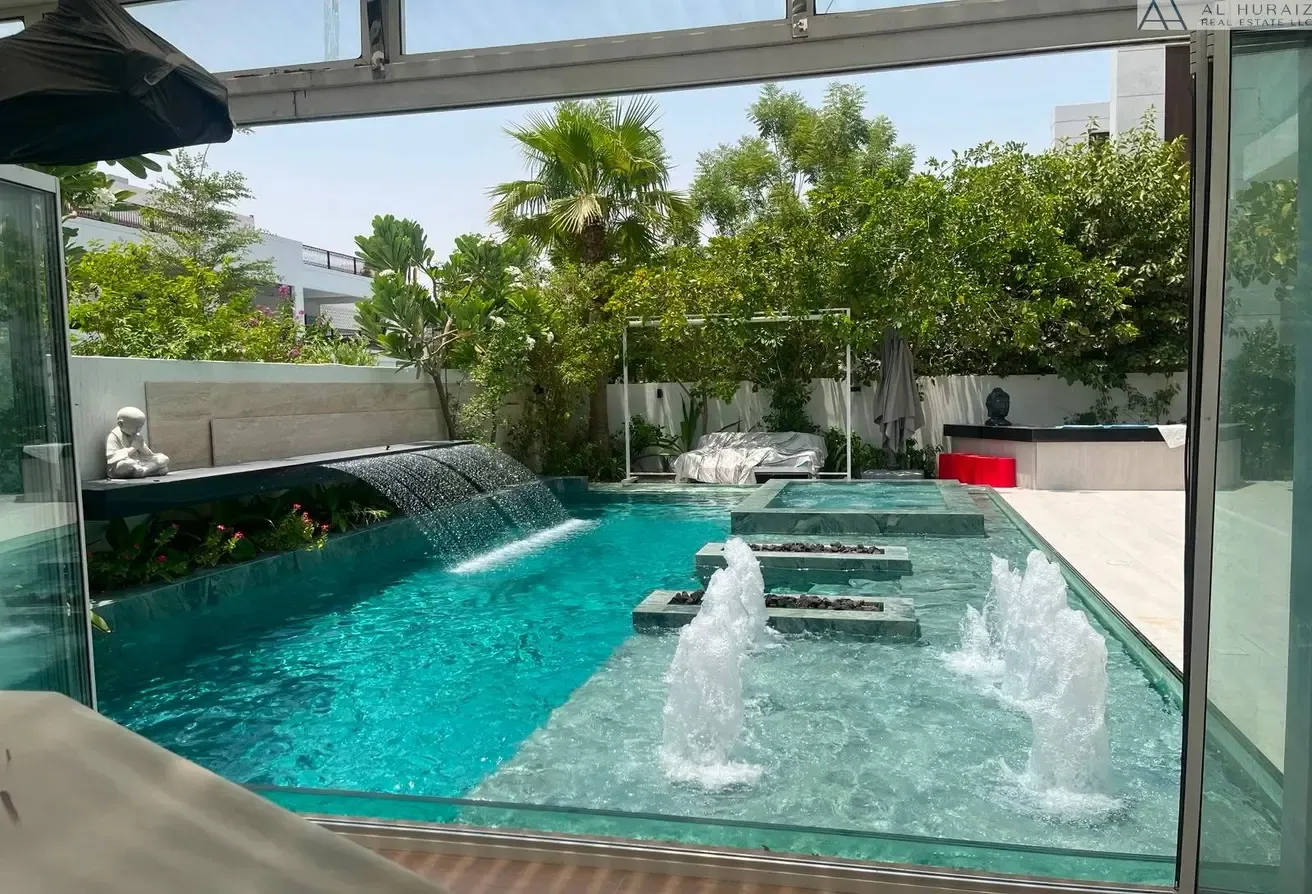 Architect-Designed Luxury Villa with Spectacular Pool