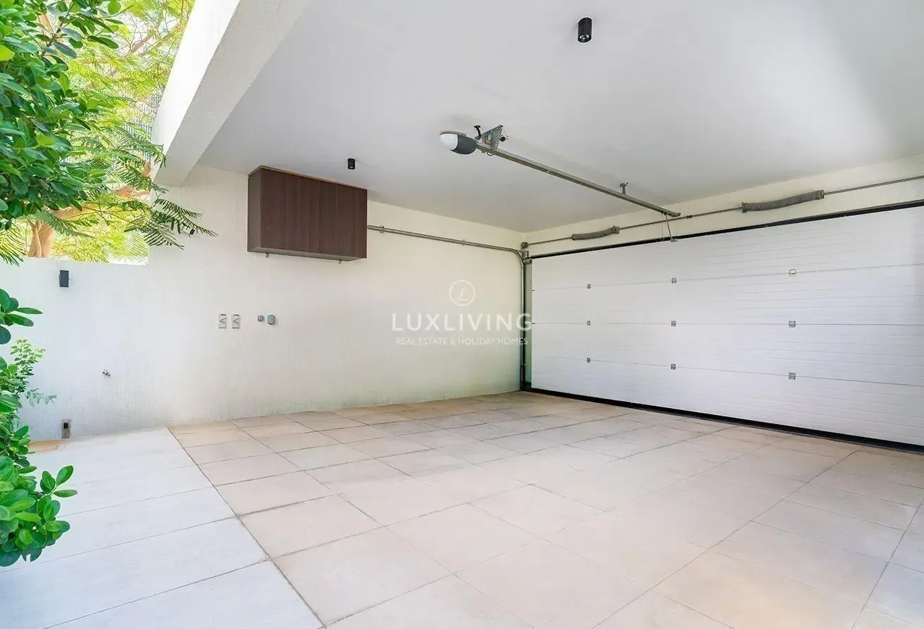 Spacious | Custom-Built | Semi - furnished