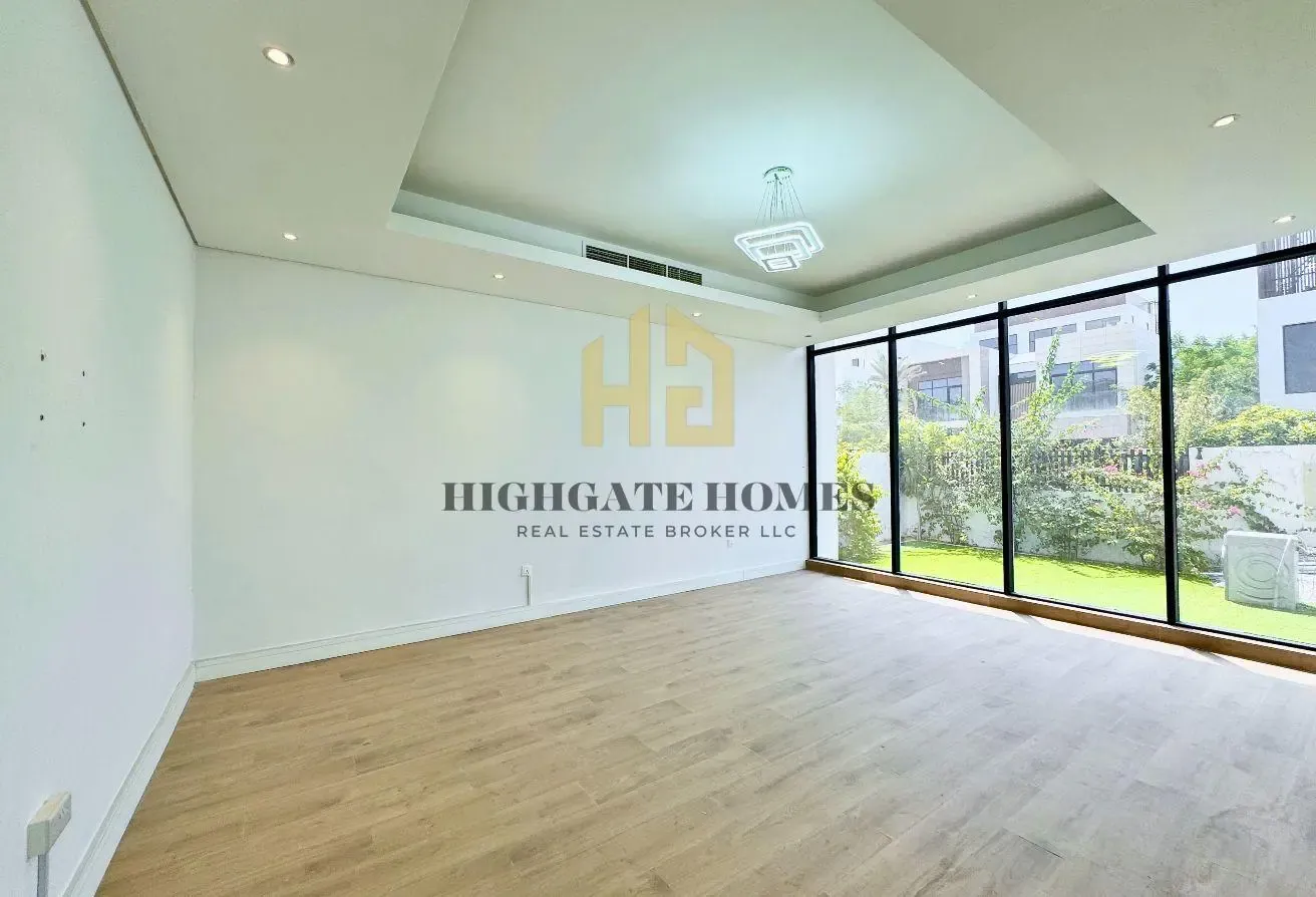Stunning 6BR New Custom Villa | Vacant Now