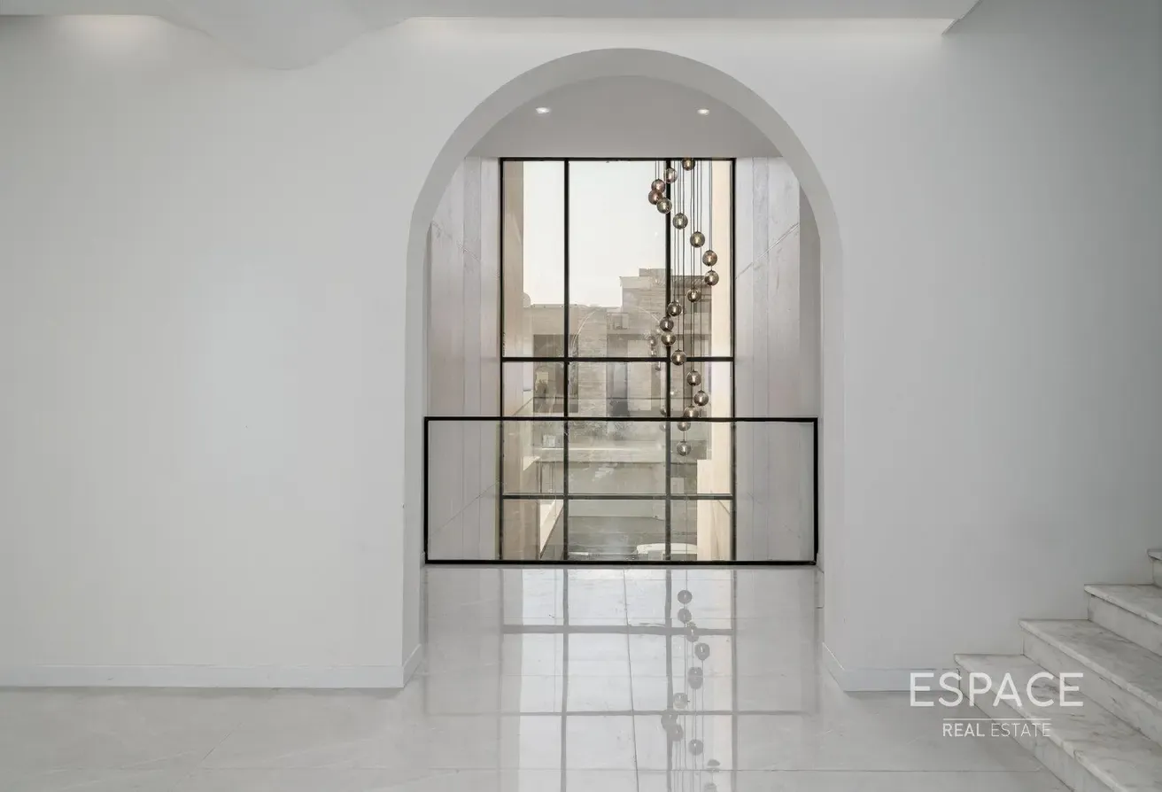 Luxury Options | Ready Now | 6BR