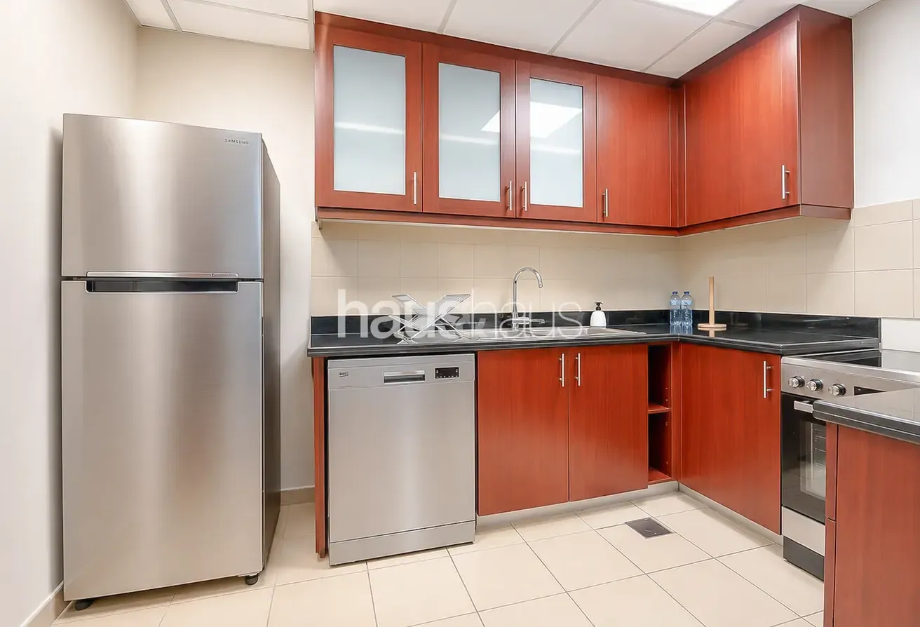 Fully Furnished | Tenanted | Sea views | Spacious