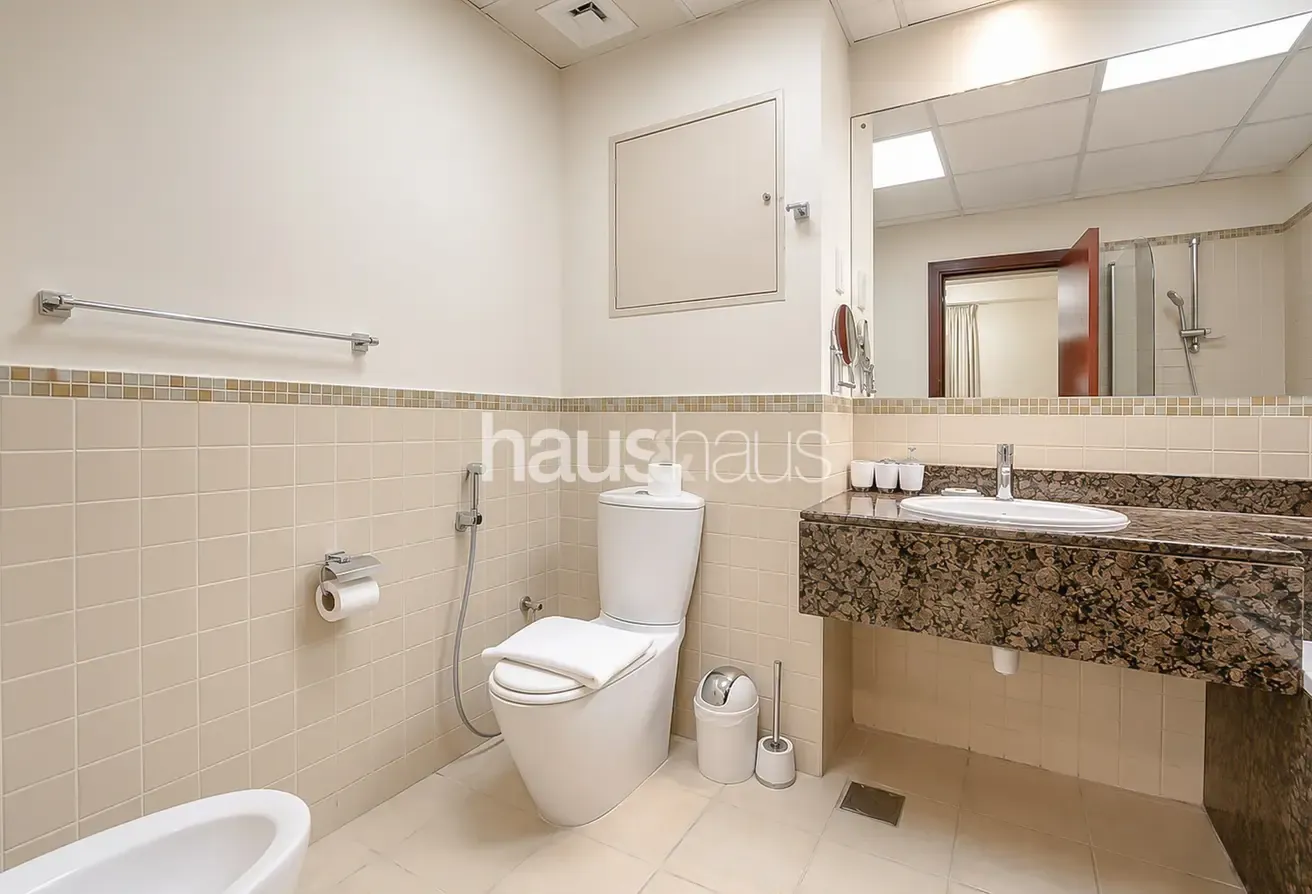 Fully Furnished | Tenanted | Sea views | Spacious