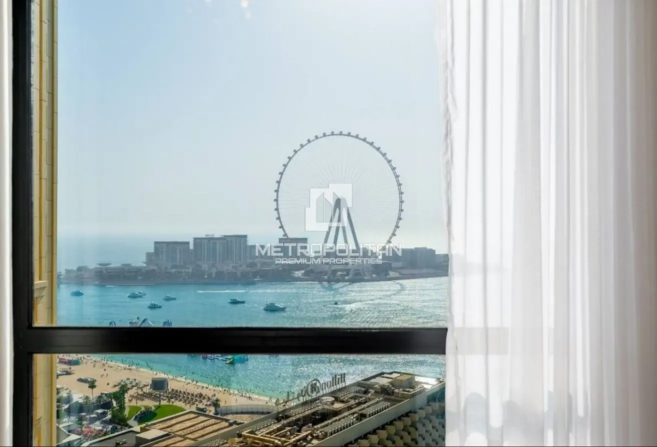Amazing Sea View | Fully Upgraded and Furnished