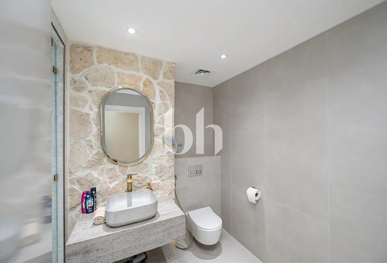 VOT| Recently renovated| AIRBNB perfect