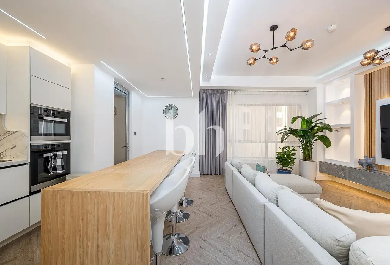 VOT| Recently renovated| AIRBNB perfect