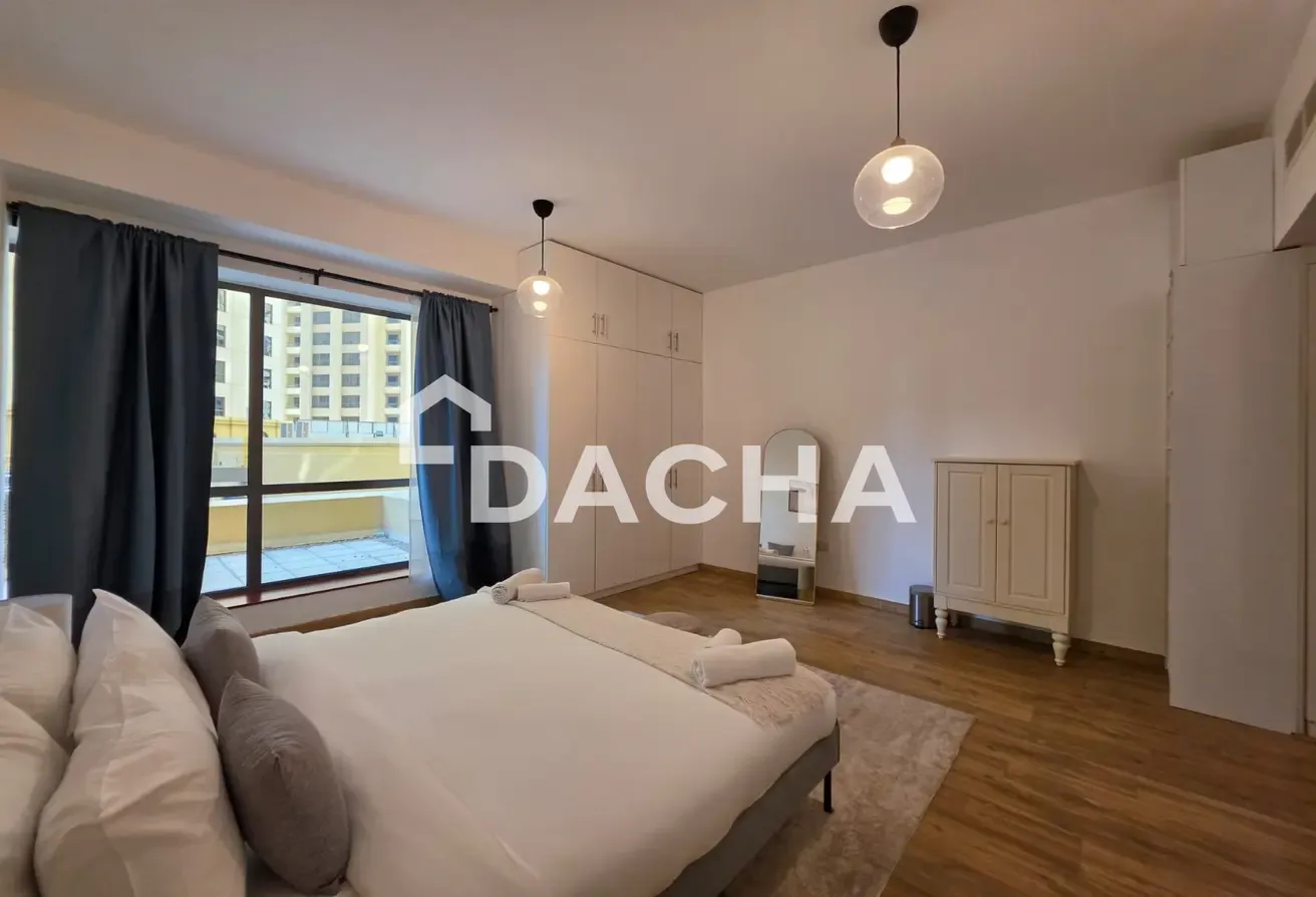 Low Floor | Upgraded | Fully Furnished | VOT