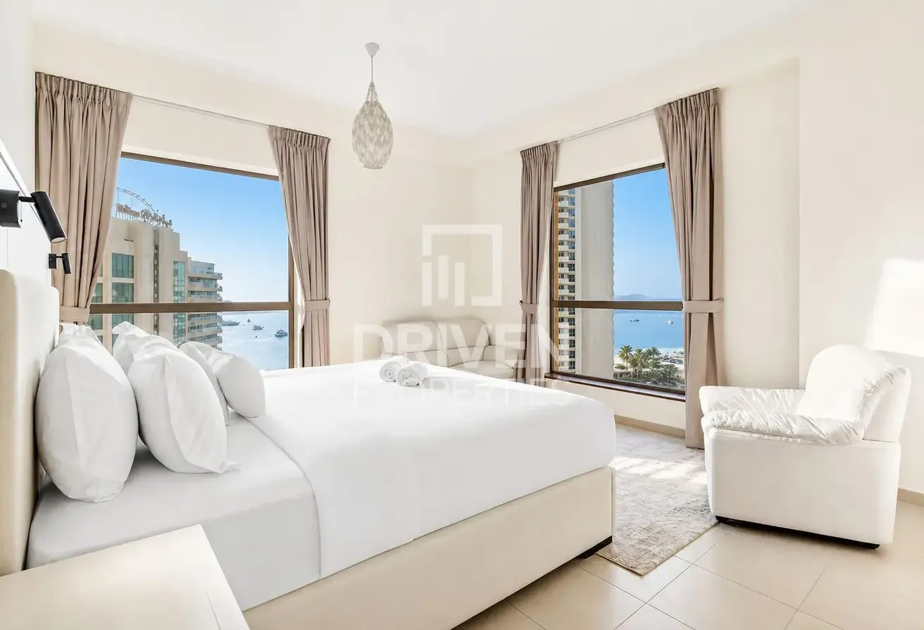 Sea Views | Large Layout | Rare Opportunity