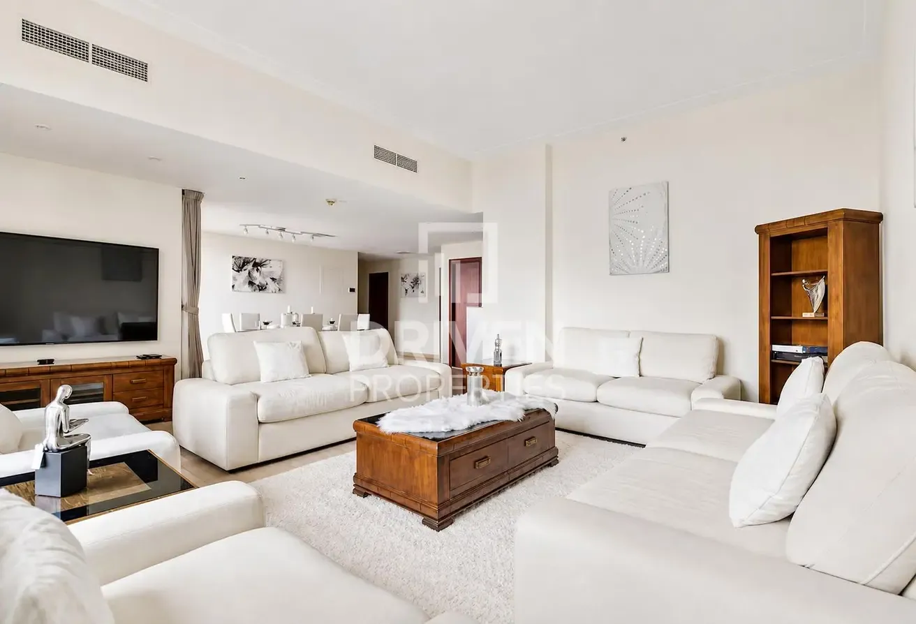 Sea Views | Large Layout | Rare Opportunity