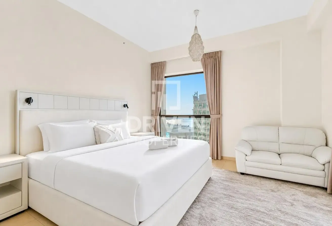 Sea Views | Large Layout | Rare Opportunity