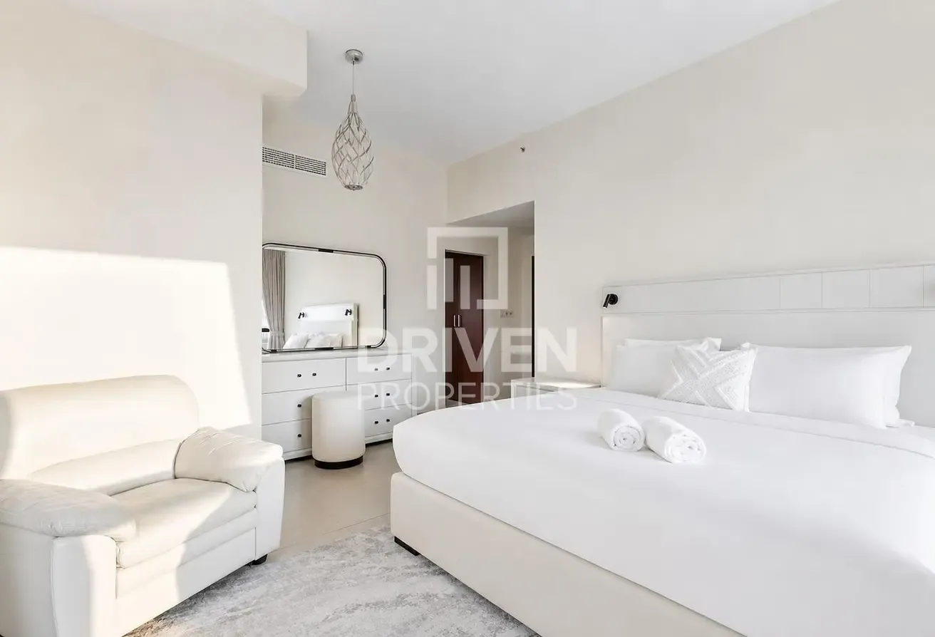 Sea Views | Large Layout | Rare Opportunity
