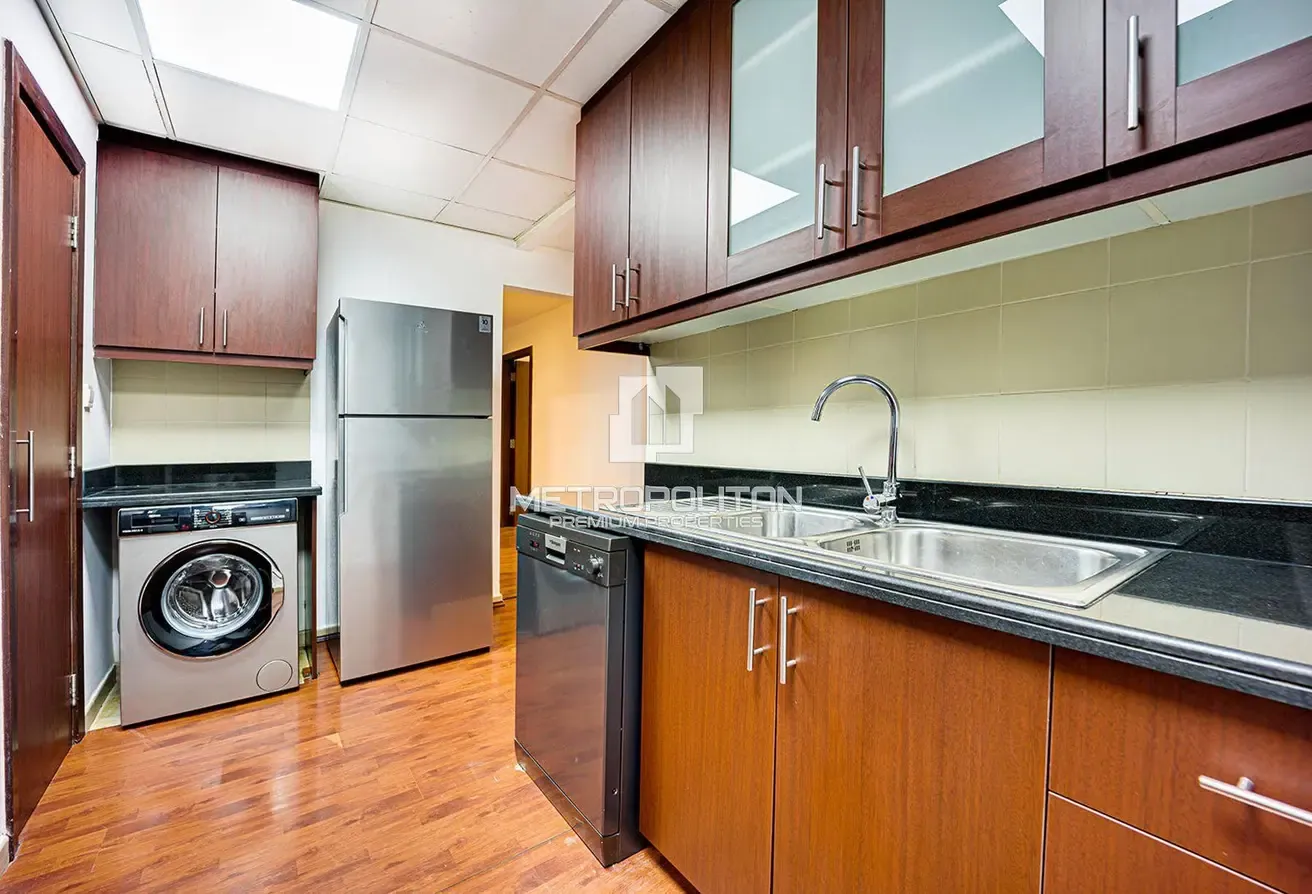 Furnished | Partial Sea View | Vacant on Transfer
