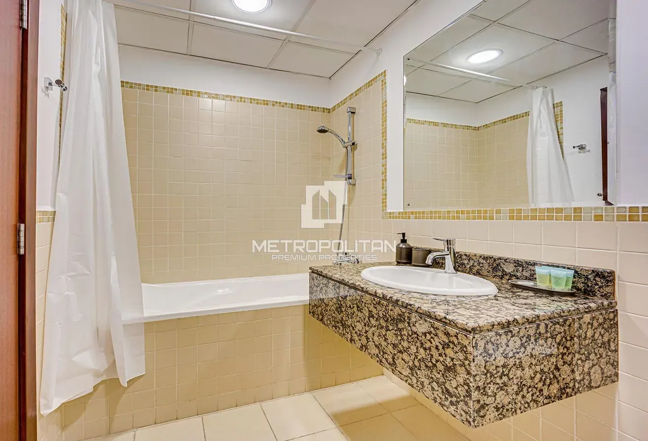 Furnished | Partial Sea View | Vacant on Transfer