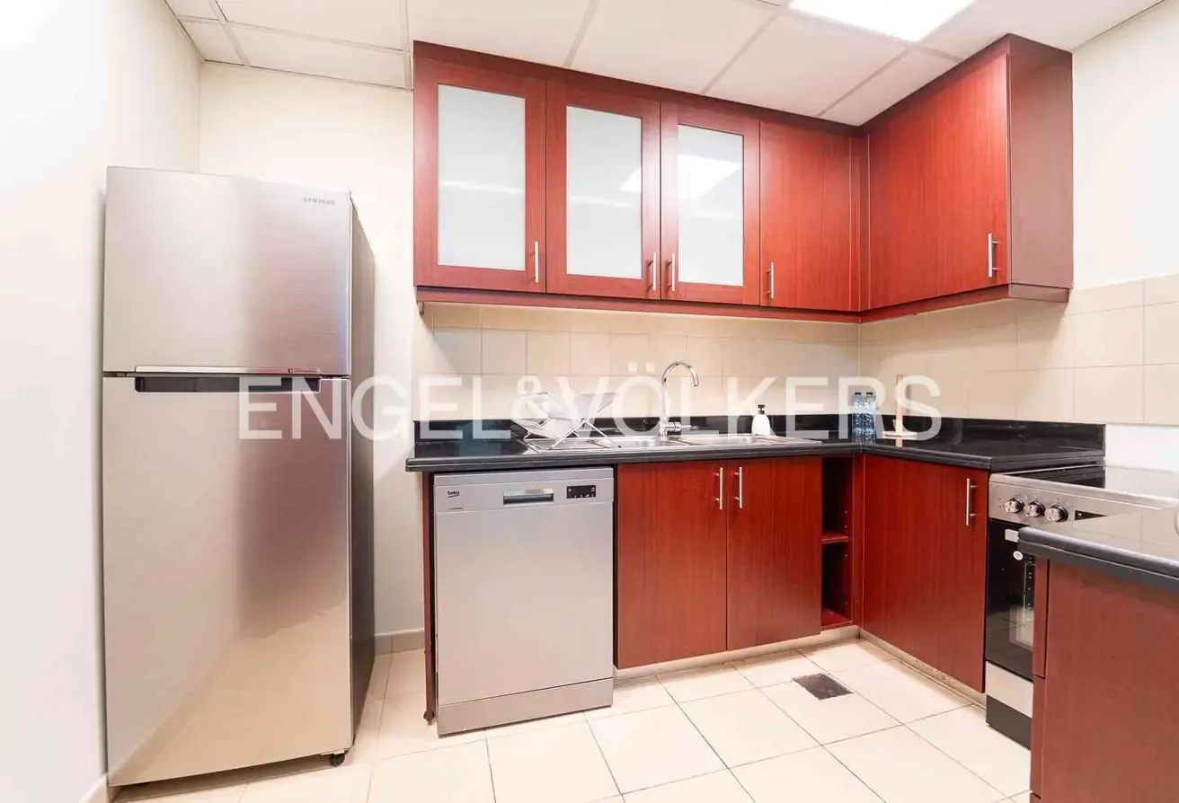 Fully Furnished with Stunning Sea Views