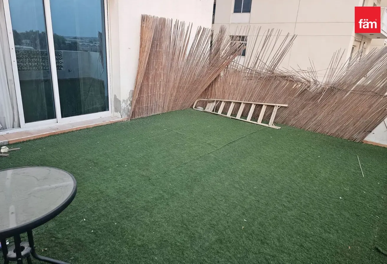 Huge 1 BHK with Terrace + balcony Open View