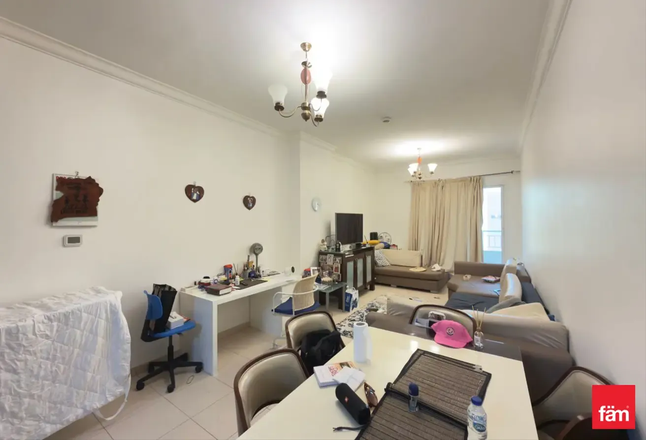 Huge 1BHK | 972 sqft | Close to Nesto and Mosque