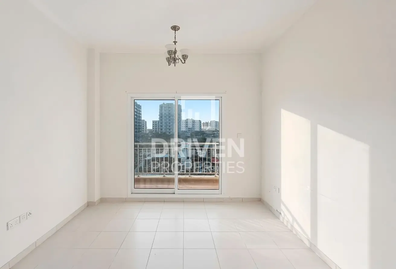 Serene Community | Spacious Unit | Low Floor