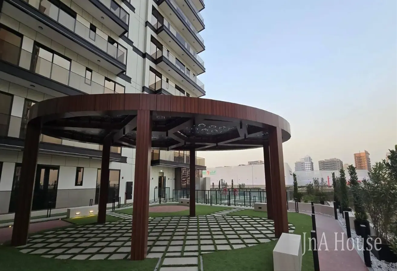 IDEAL INVESTMENT | COMMUNITY VIEW | MID FLOOR