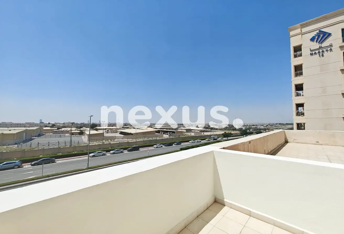 Well Maintained | Bright Layout | 7% ROI