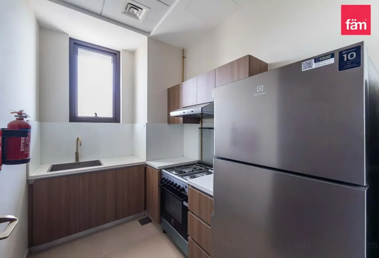 Fully Furnished | Vacant Unit | Good Layout