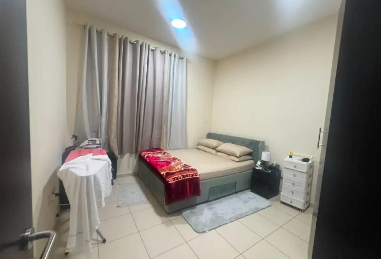 1 BEDROOM FOR SALE WITH BALCONY GOOD LOCATION