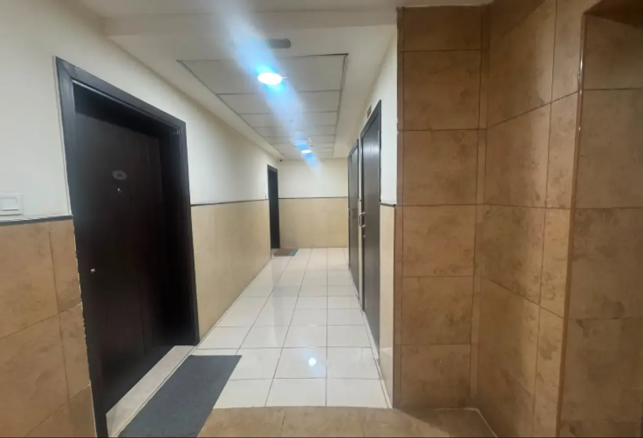 1 BEDROOM FOR SALE WITH BALCONY GOOD LOCATION