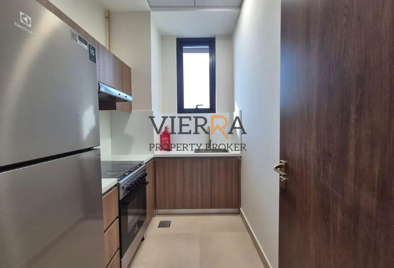 Fully Furnished | Corner Unit | Open View