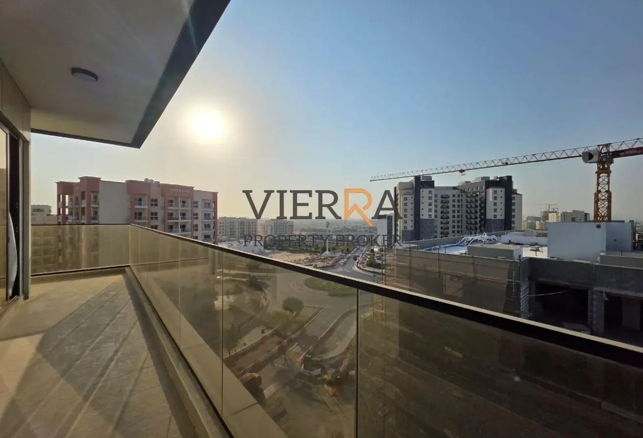Fully Furnished | Corner Unit | Open View