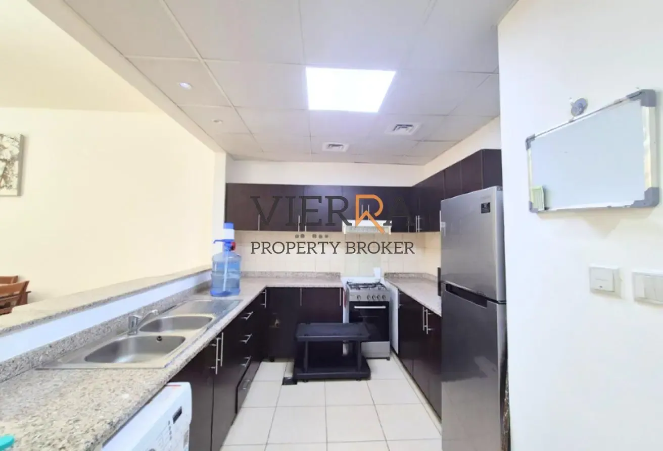 Spacious Layout | With Laundry/Store | Low Floor