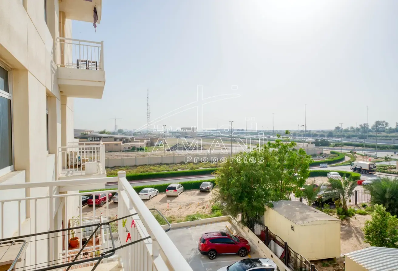 Open To Offer | Spacious 1BR | Upgraded