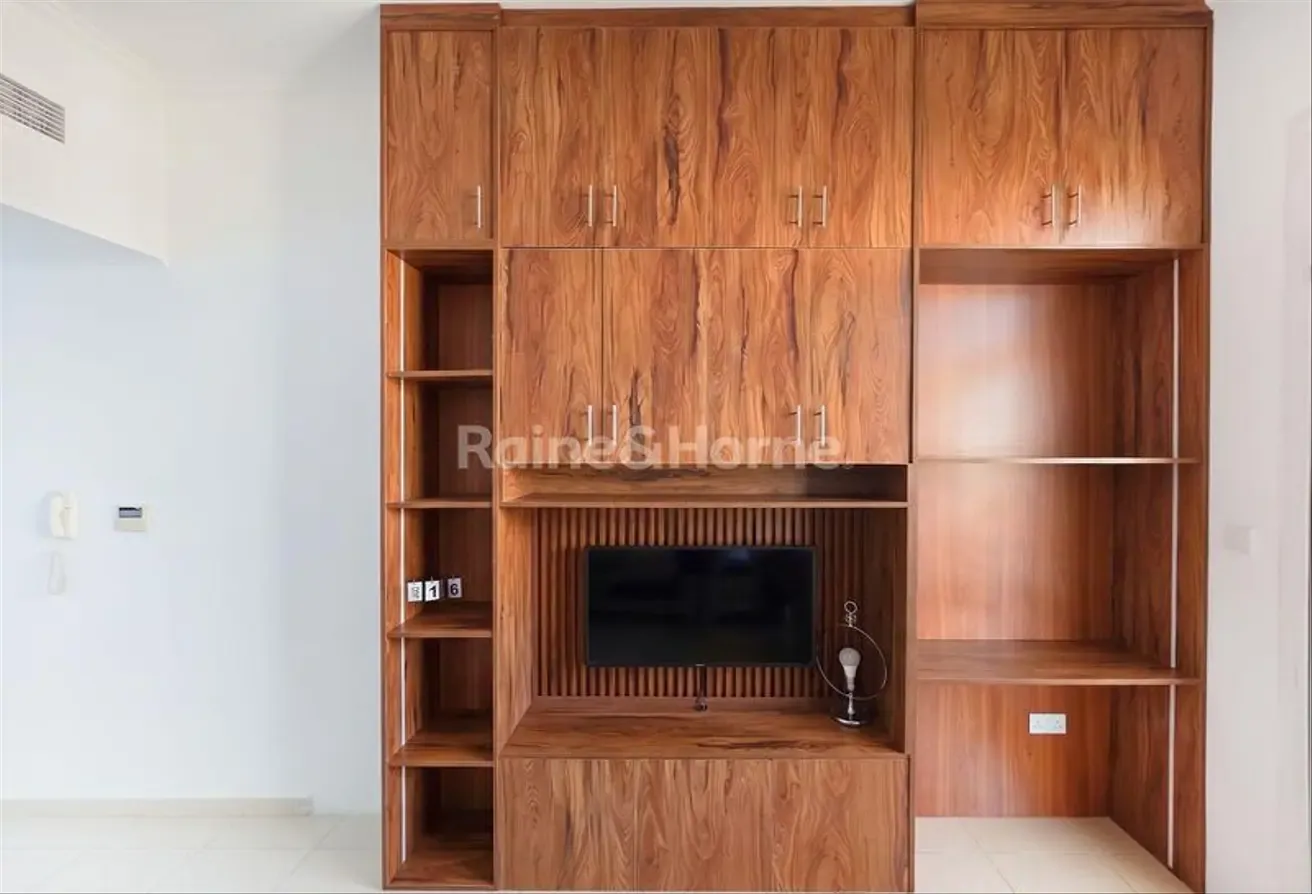 Huge Terrace I Spacious 1BR I Family Building