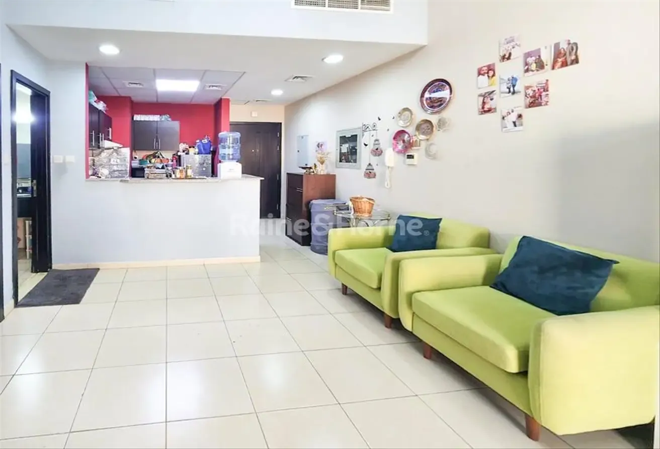 Huge Terrace I Spacious 1BR I Family Building