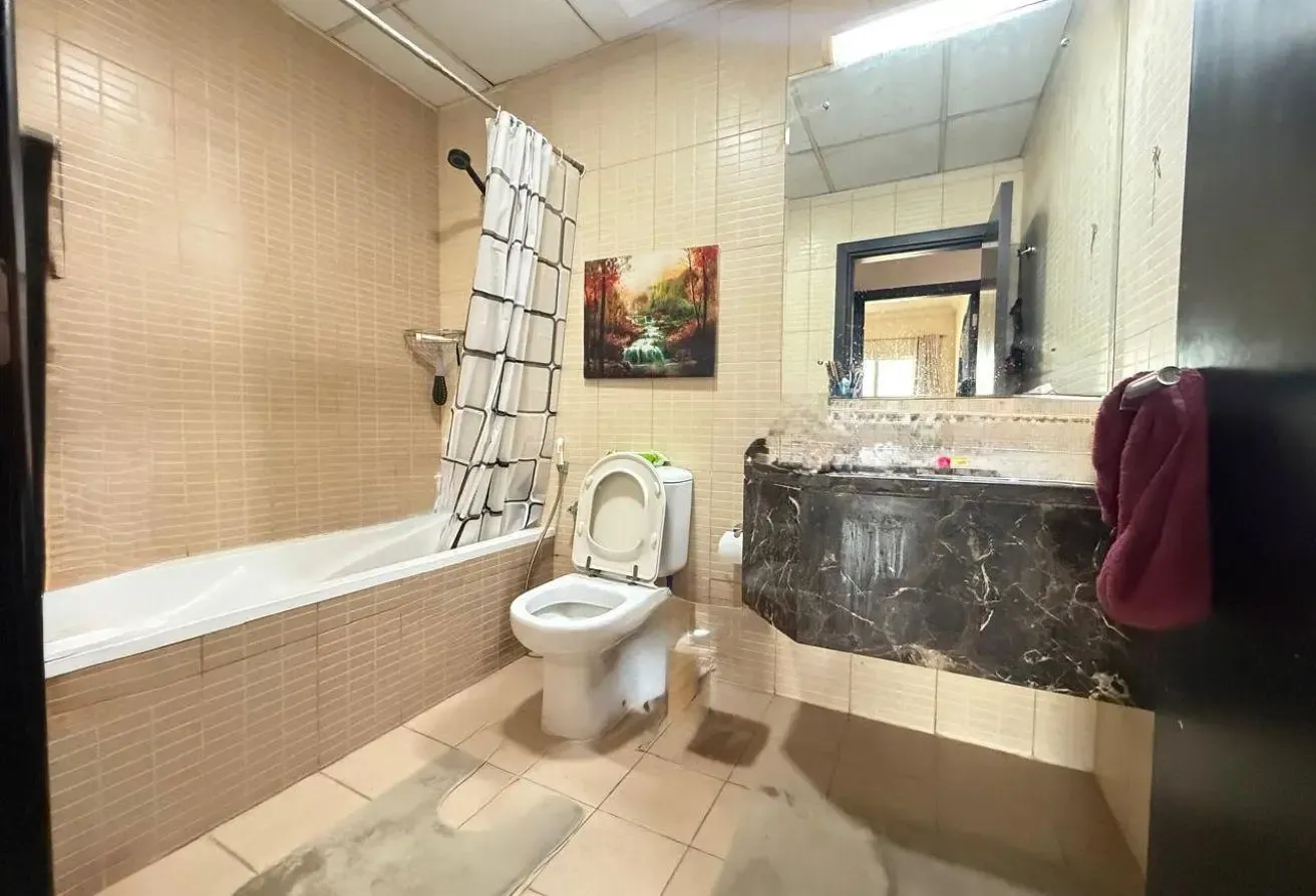 NEAR2MARKET-SPACIOUS VIBRANT-HIGH FLOOR-OPEN VIEWS