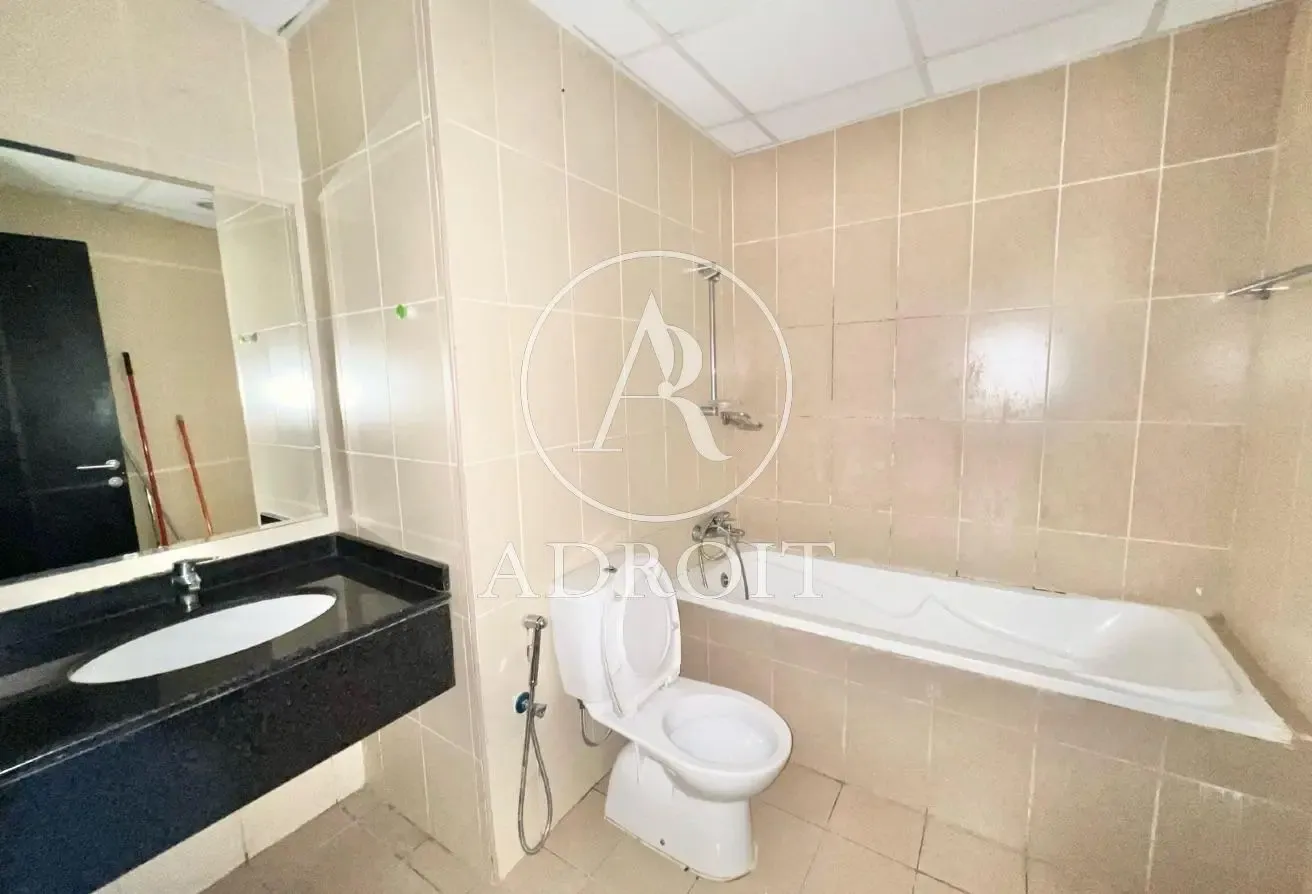 Ready to move 1bedroom with balcony in Liwan