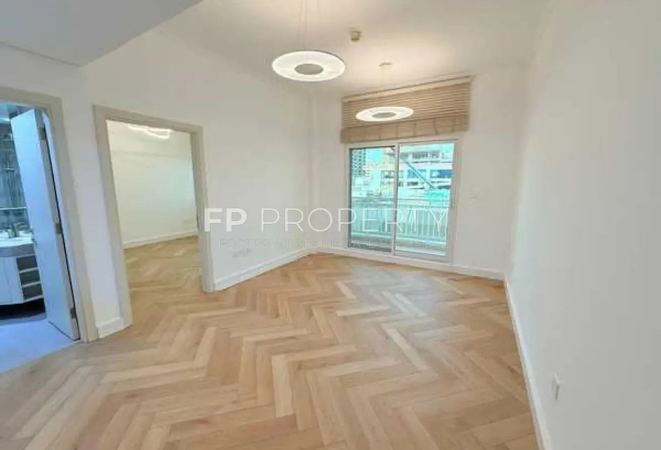 Modern Design I Fully Upgraded | Good Deal