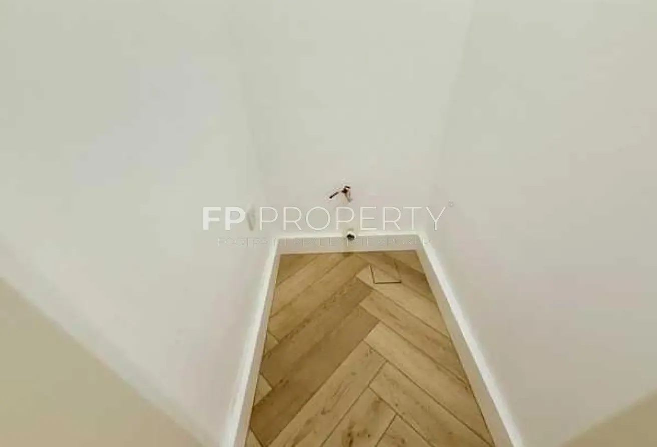 Modern Design I Fully Upgraded | Good Deal