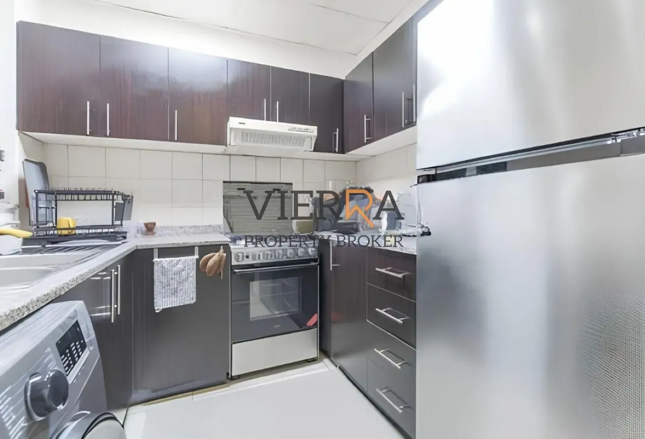 Spacious l Prime Location l With Store Room