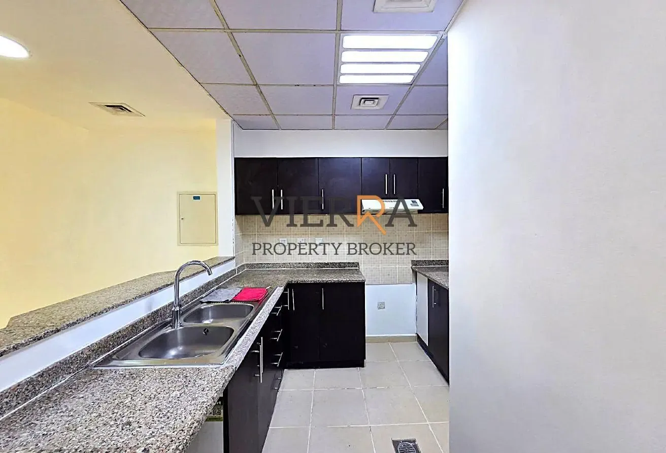 Spacious 1 BR | Un furnished | Good Investment