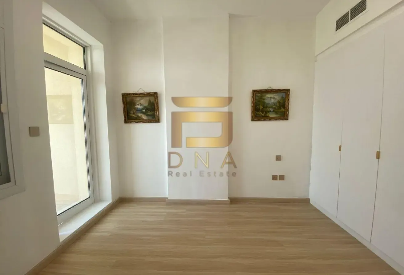 Rented Fully Upgraded Wooden Flooring With Balcony