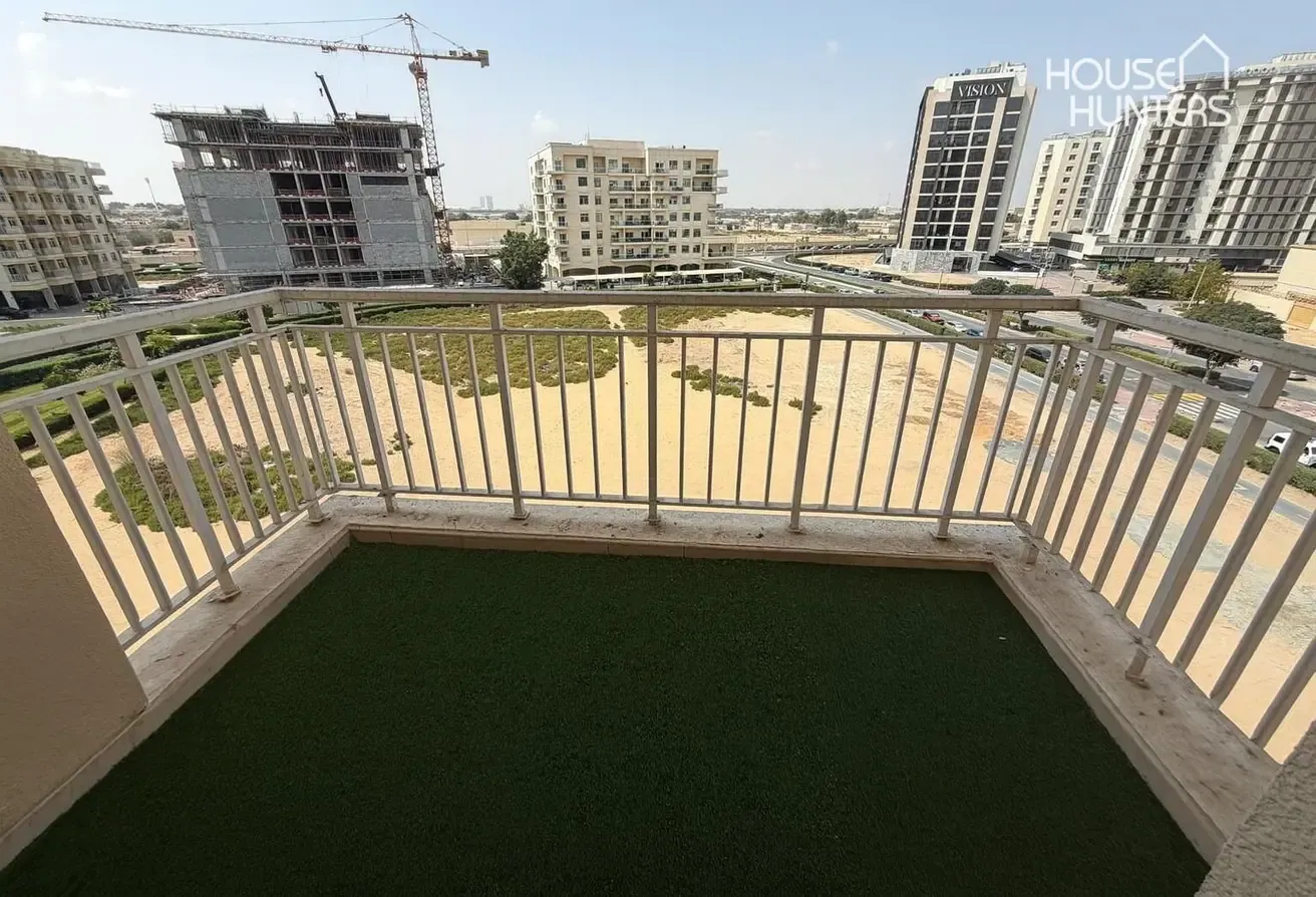 Balcony | Farah Tower 1 | Spacious | Tenanted NOV