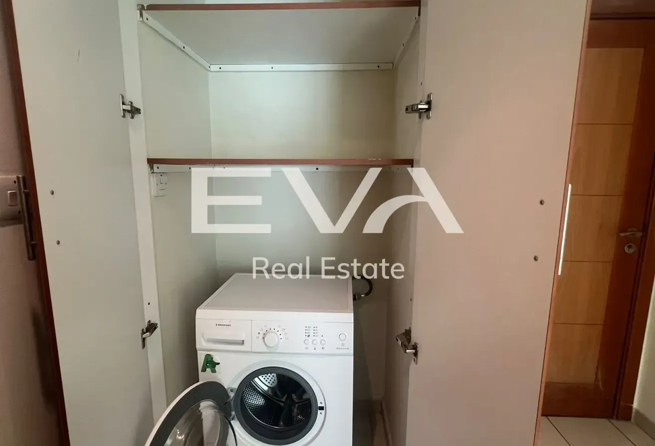 VACANT | CHILLER FREE | LOW FLOOR