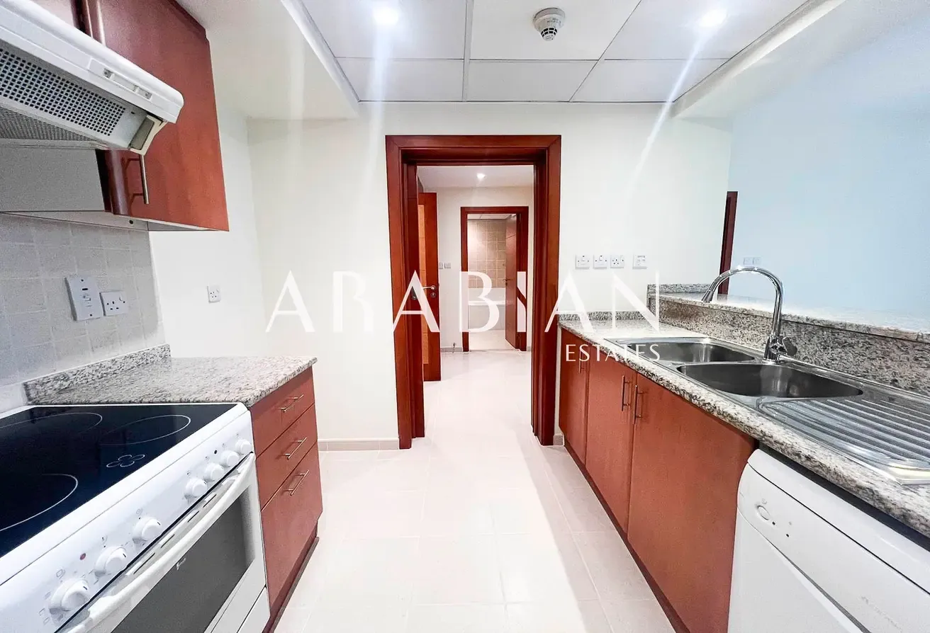 Vacant | Prime Location | Bright | Mint Condition