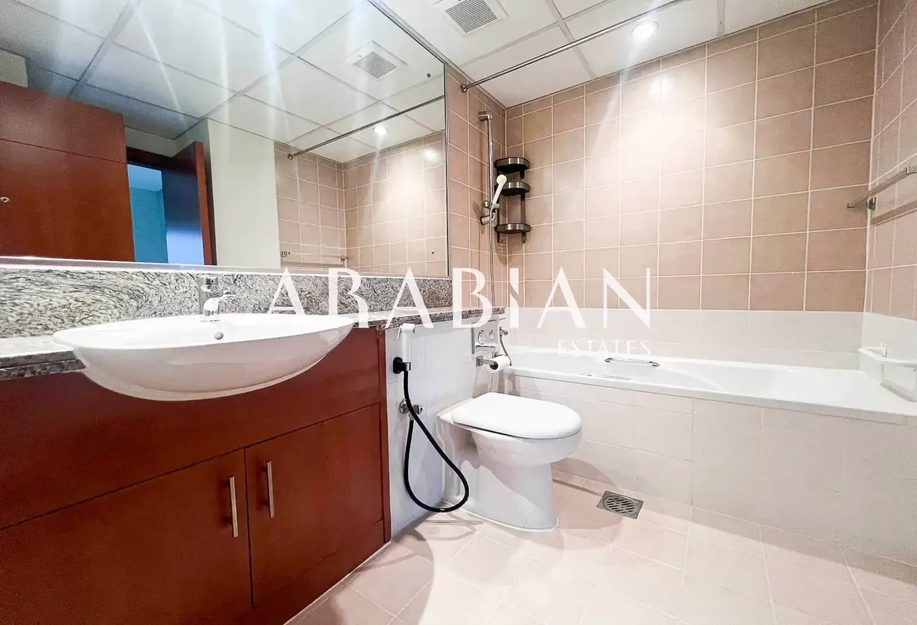 Vacant | Prime Location | Bright | Mint Condition