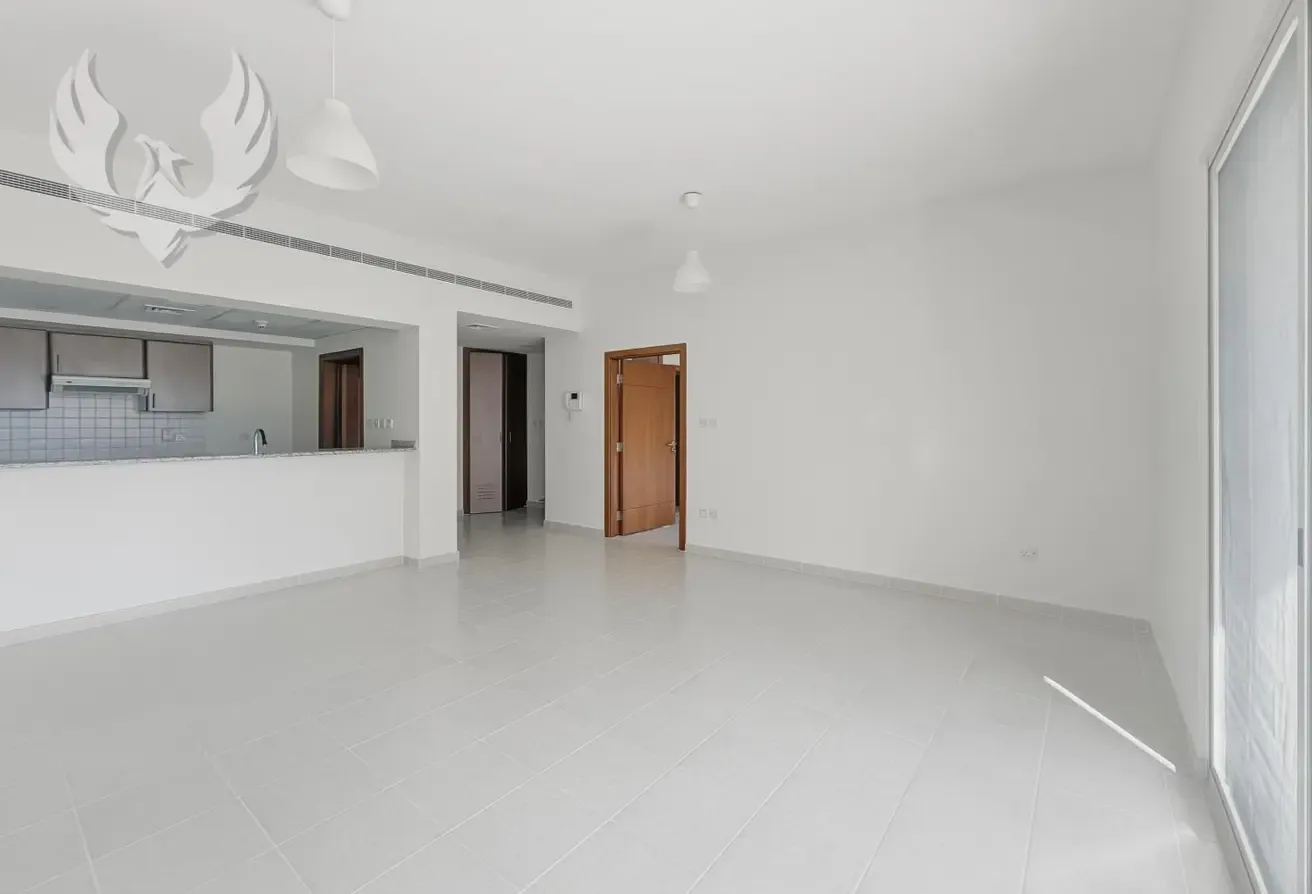Vacant | Open Garden Views | Well-Maintained