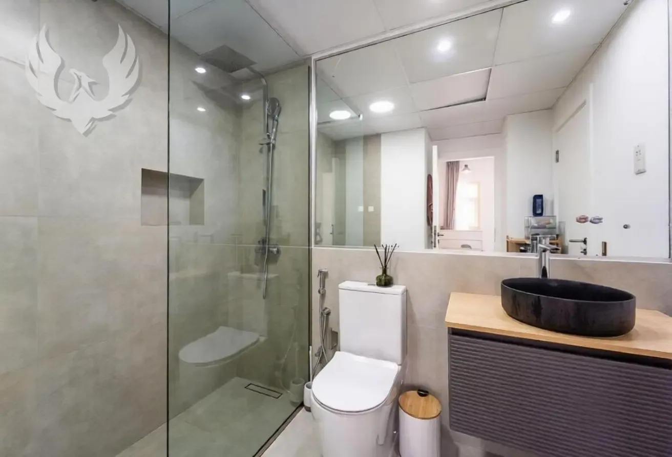 Rented |  Upgraded  |  Fully Furnished