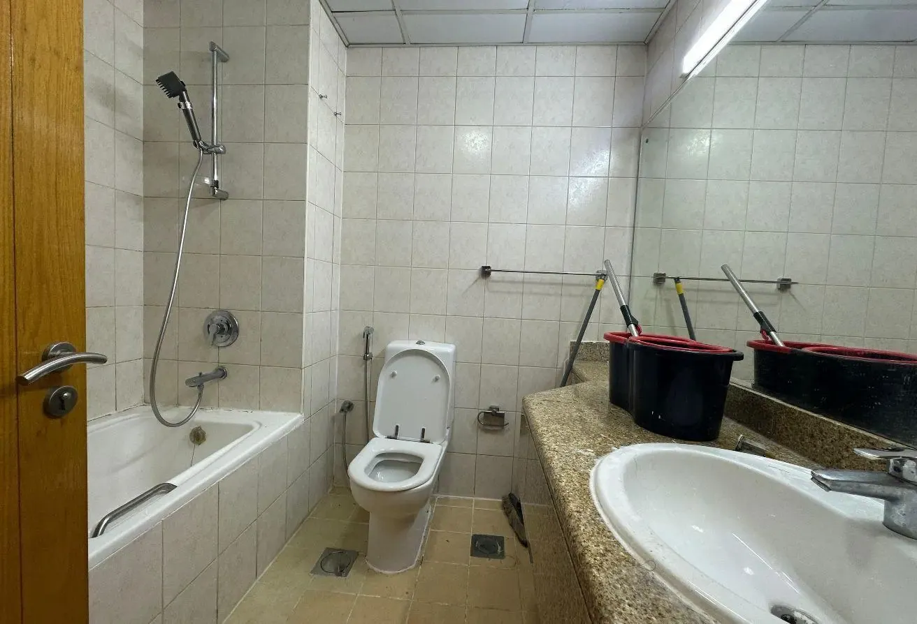 Huge Studio | Investment Opportunity | Near Metro