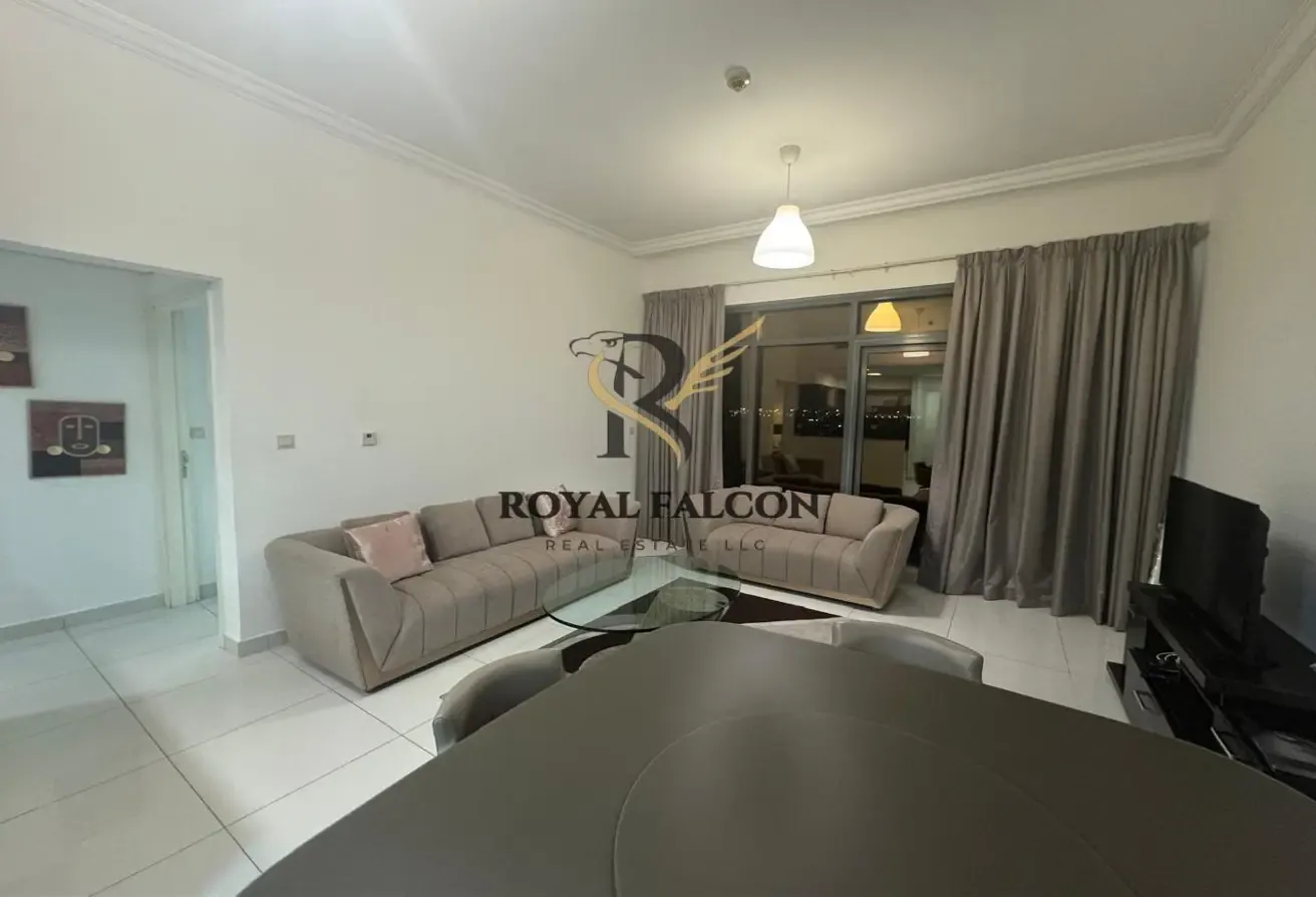 EXCLUSIVE | FULLY FURNISHED | VACANT UNIT